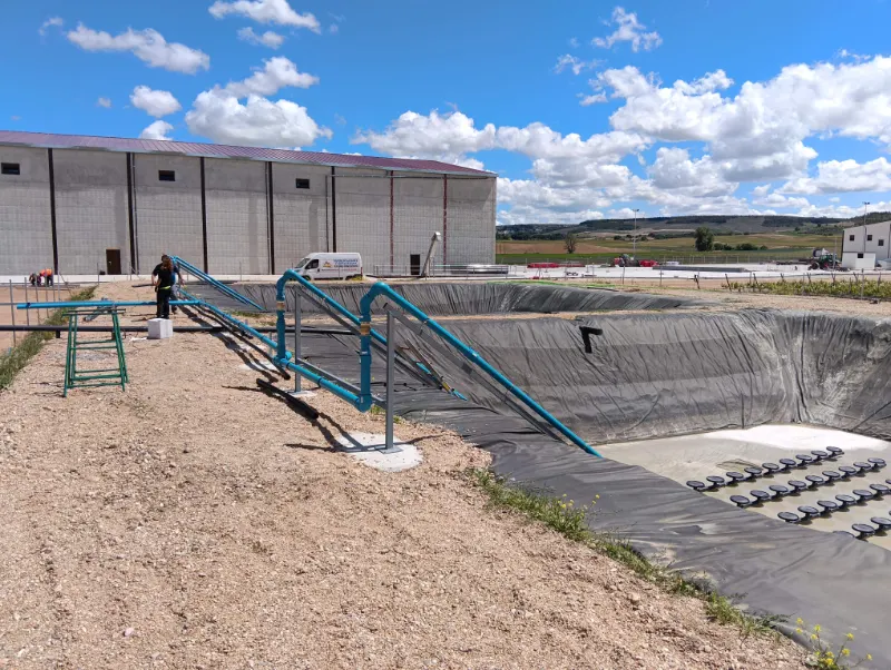 balsas de homogeneizacion para tratamiento de aguas residuales en bodega