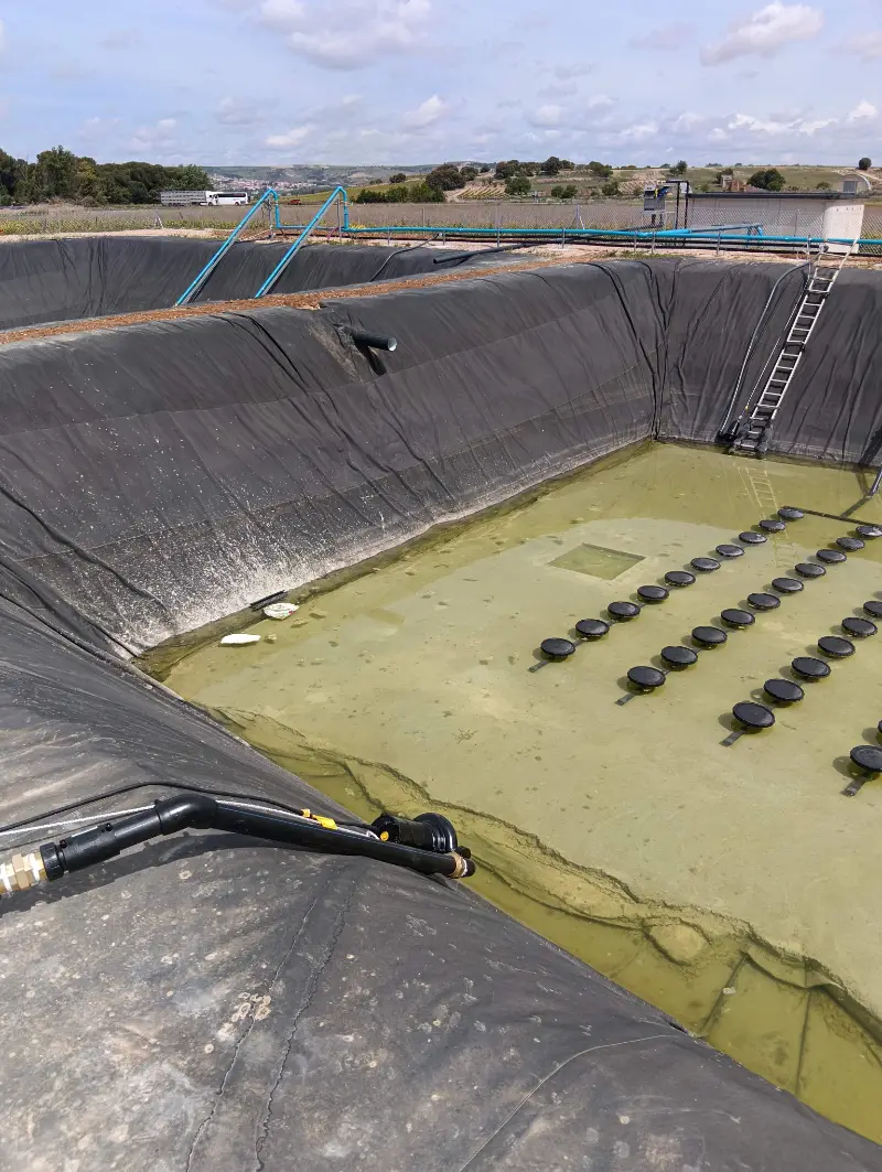 reactor biologico para depuracion de aguas residuales en industria vitivinicola